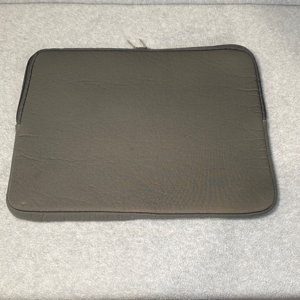 Laptop/Tablet Sleeve 15" Gray Neoprene Padded Case EUC Travel Tech Minimalist